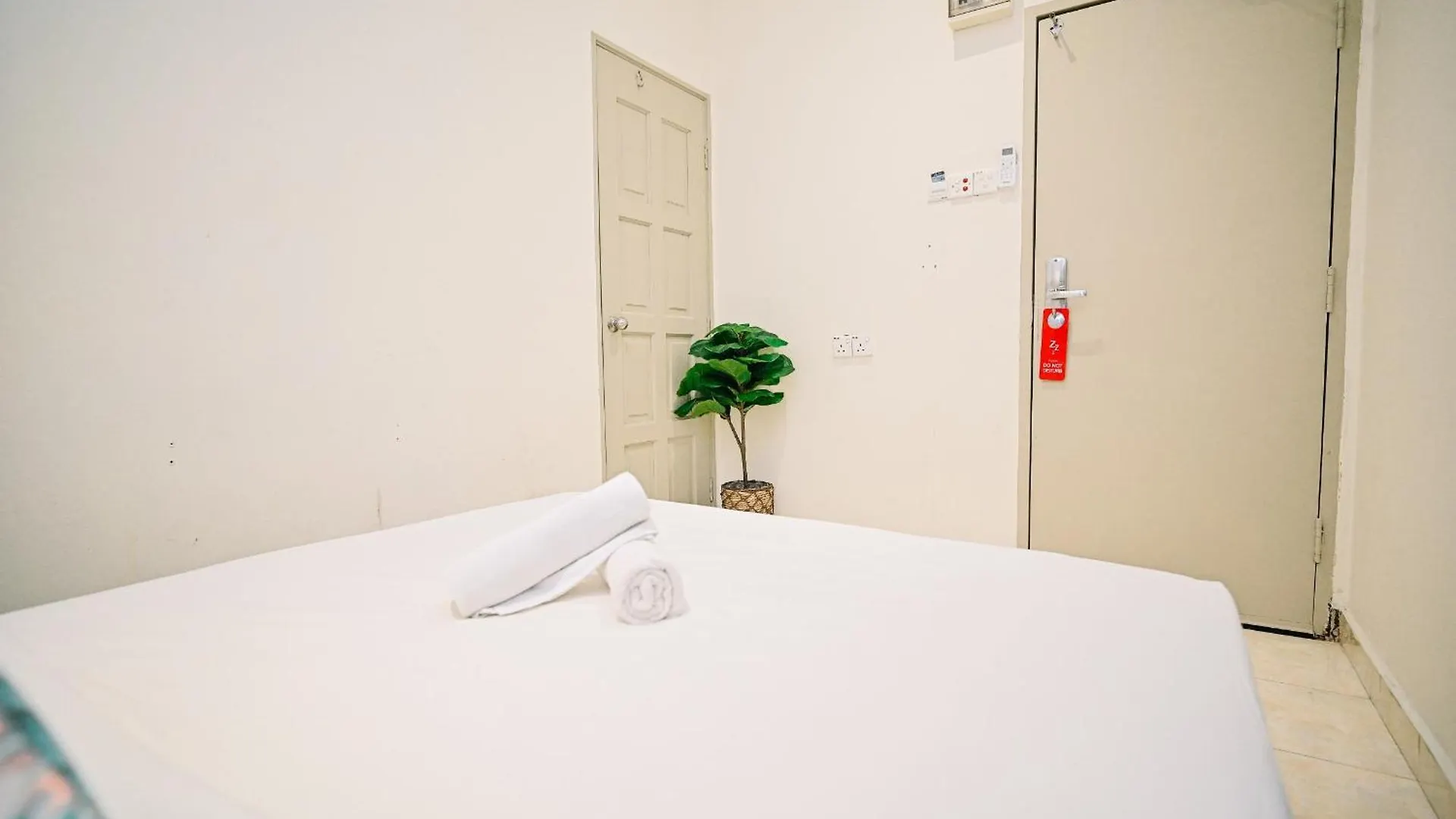 Hotel Swing & Pillows - Kl Sri Petaling Kuala Lumpur