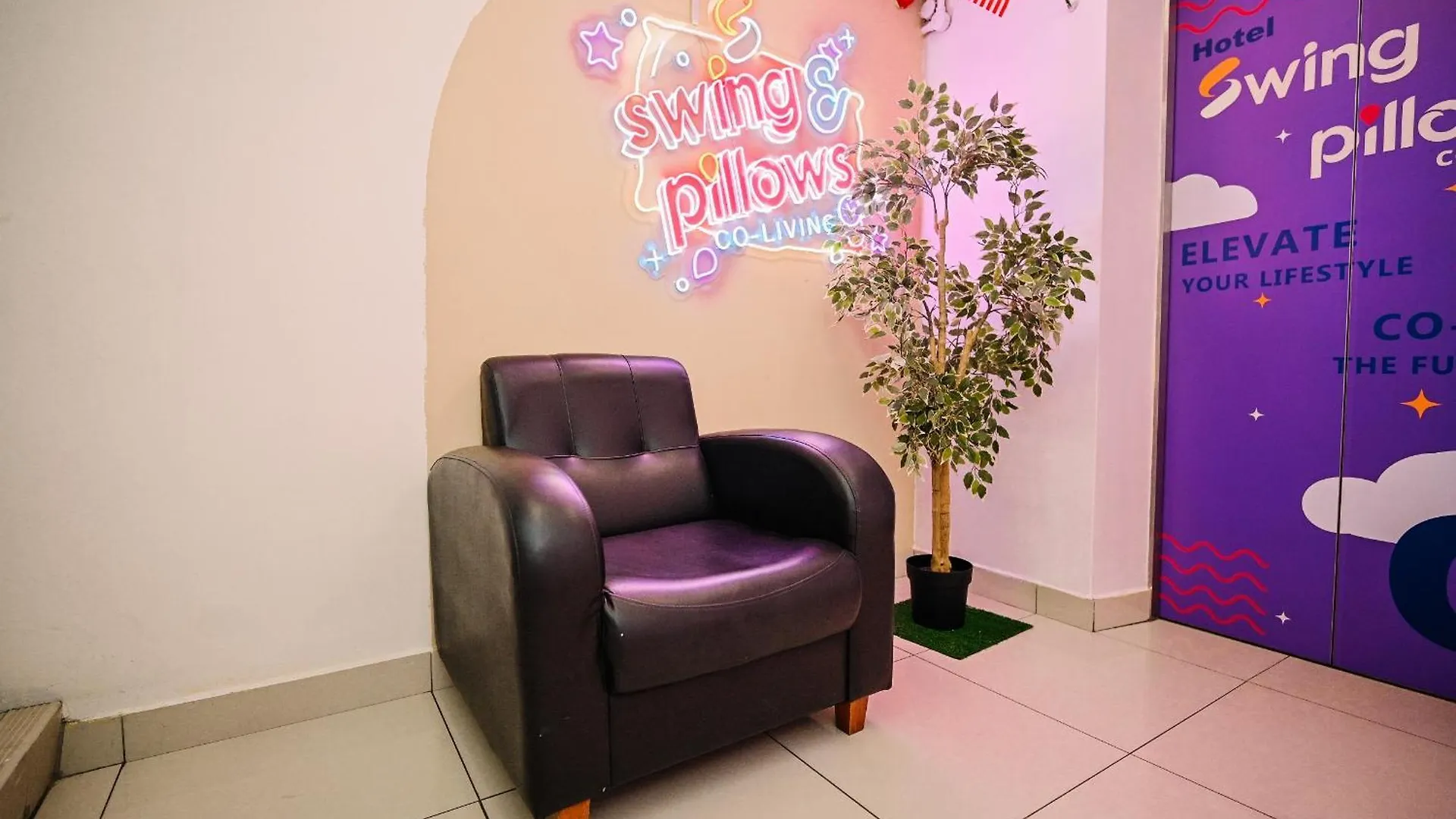 Hotel Swing & Pillows - Kl Sri Petaling Kuala Lumpur
