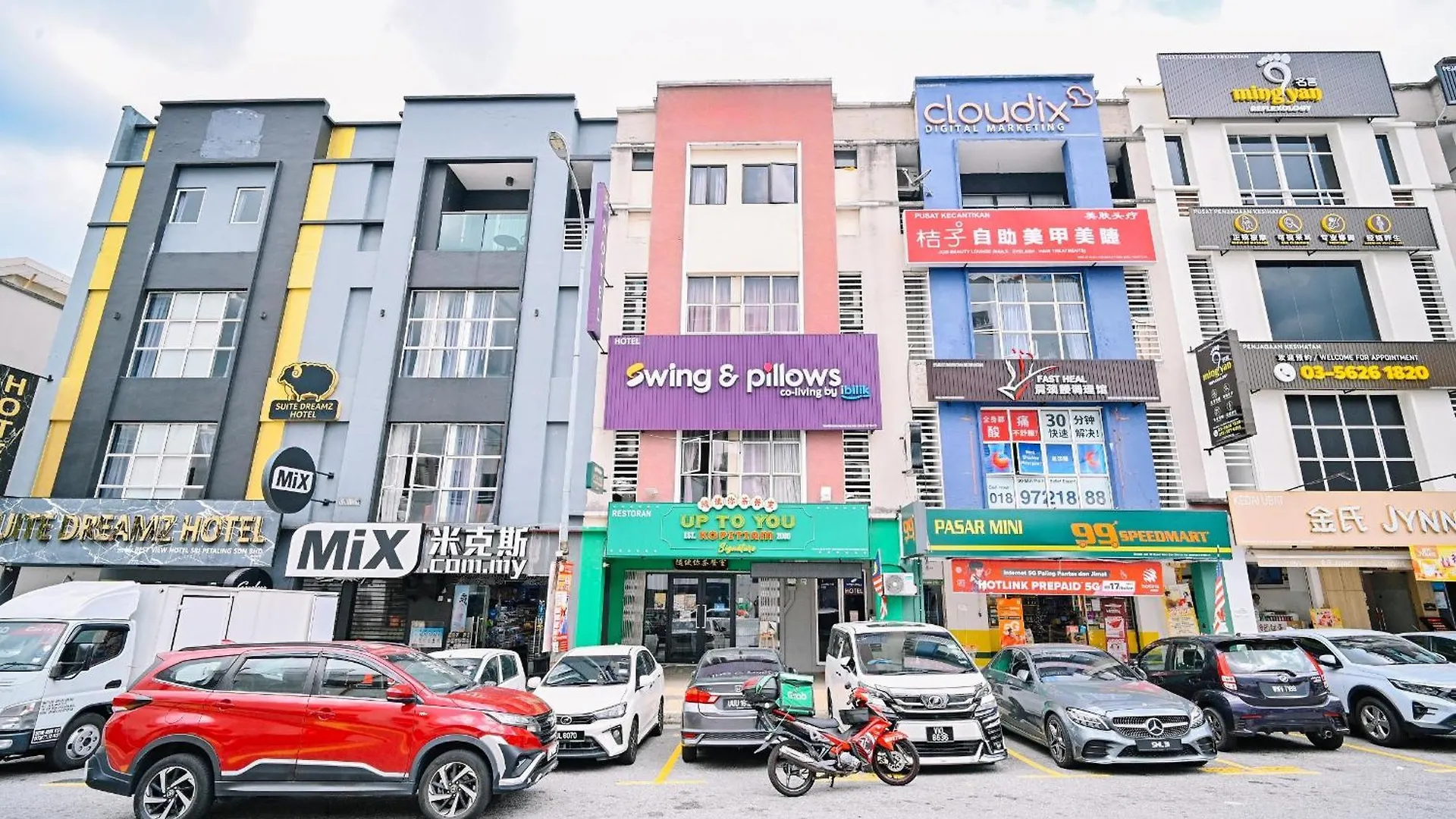 Swing & Pillows - Kl Sri Petaling Kuala Lumpur 2*,