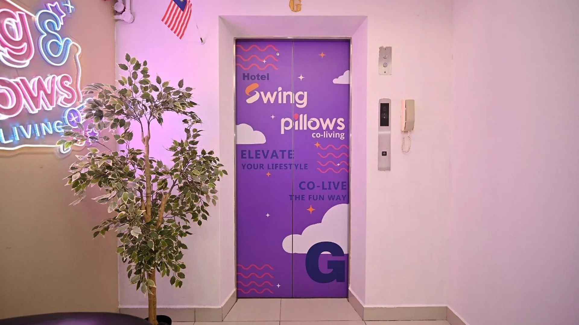 Swing & Pillows - Kl Sri Petaling Kuala Lumpur